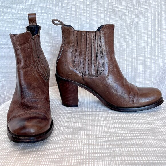 Vero Cuoio Leather Brown Chunky Heel Booties Distressed Make in Italy - Picture 3 of 14